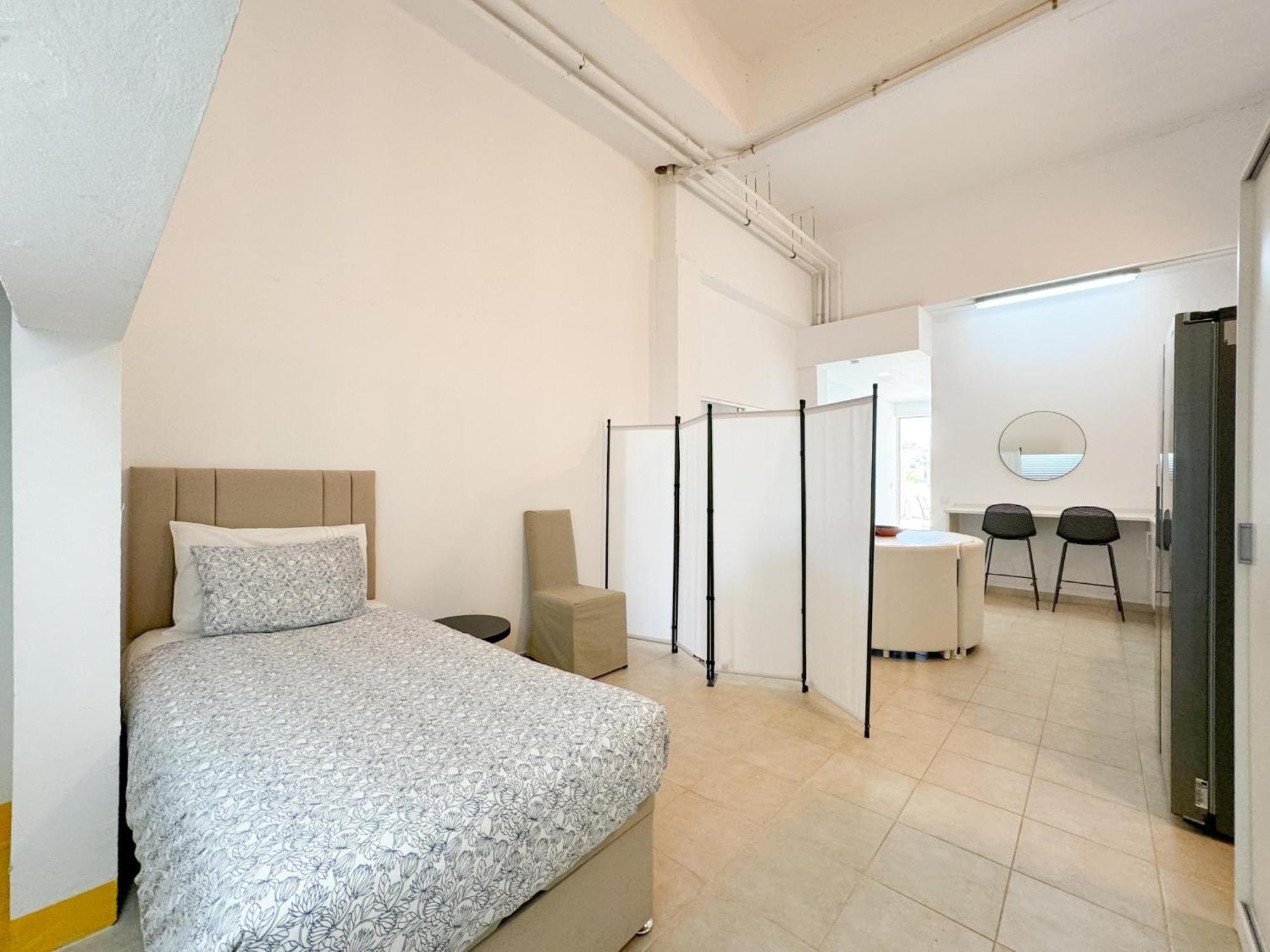 Apartment Modern With Private Pool #1955 Lagos