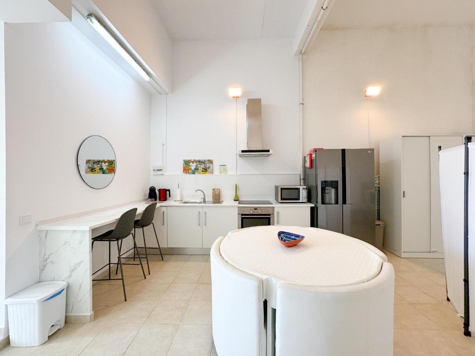 Modern With Private Pool #1955 * Lagos